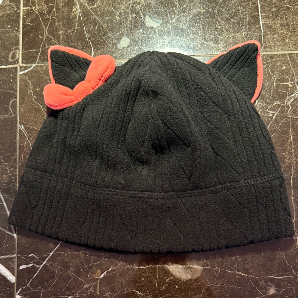 Girls Black Hello Kitty style beanie with pink ears and pink bow